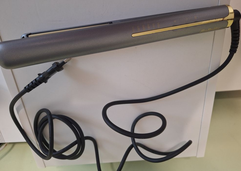 Ocazie ! Vand placa pentru  par Babyliss