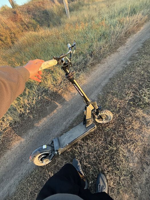 Электросамокат bogist