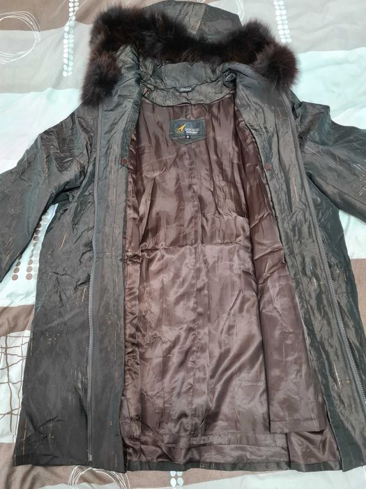 Geaca moderna si eleganta, arata ca si noua