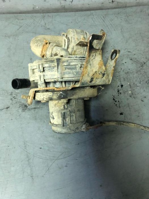 pompa aer secundara 1.6 b opel astra f