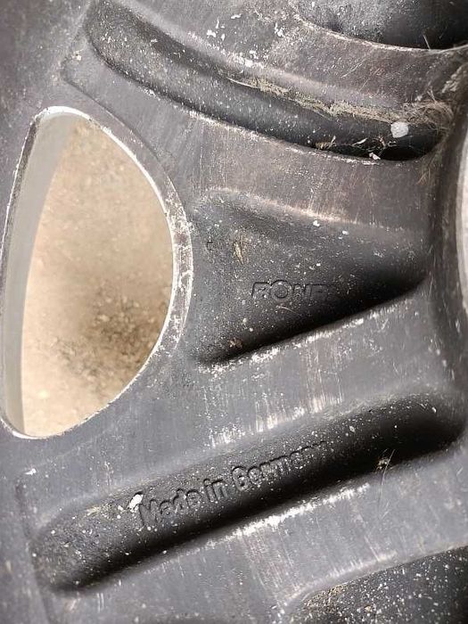 Продам легкосплавные диски на Mercedes