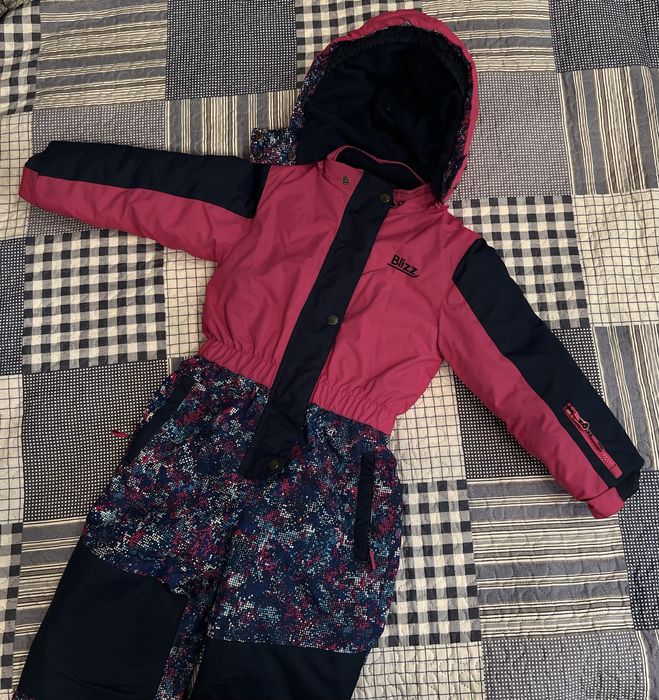 Комбинезон зимний на девочку