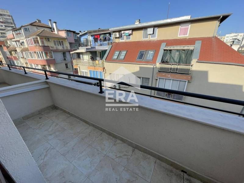 Дава се под наем Тристаен апартамент в Варна, Цветен квартал - 80 кв.м за 742 € - Снимка #5