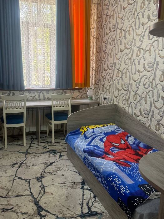 Продается квартира 3 комнатная 80 КВ метров