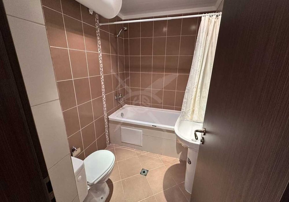 Продава се Едностаен апартамент в Созопол - 42 кв.м за 1331 €/кв.м - Снимка #2