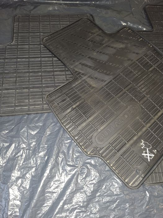 Mitsubishi Outlander оборудване