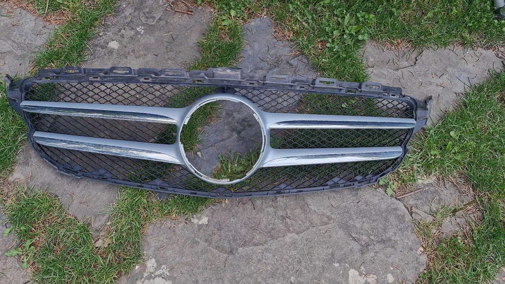 Решетка за Мерцедес Ц-класа Mercedes C class 2014-2018 W205 оригнална