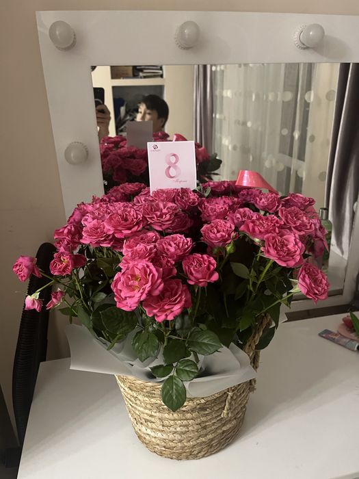 огромный букет свежый