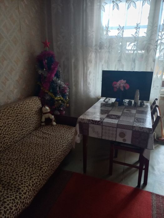 *2 комн. Балкон 1,5х6. Срочно