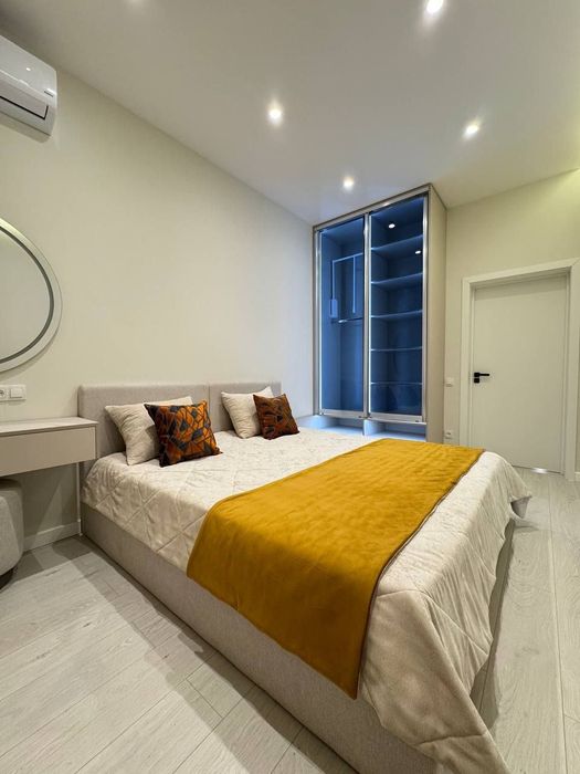 Продаётся квартира ул Бабура 3 комнатная