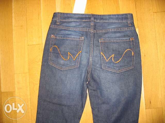 Нови дънки Актив Уеар и ленен панталон Ларедут