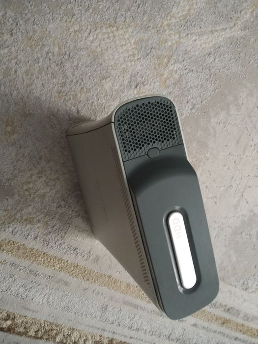 Продам Xbox 360 arkade прошитый