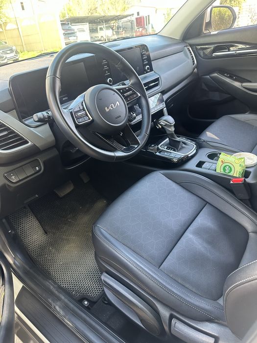 Kia seltos 2023 года
