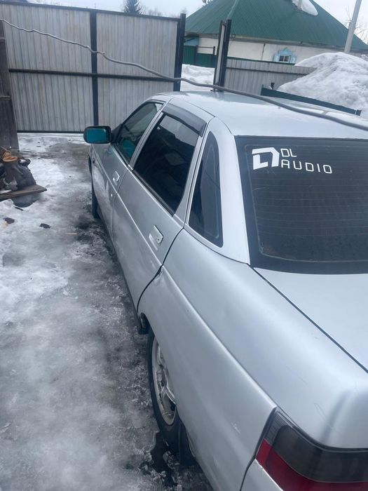 ВАЗ (ЛАДА 2110).