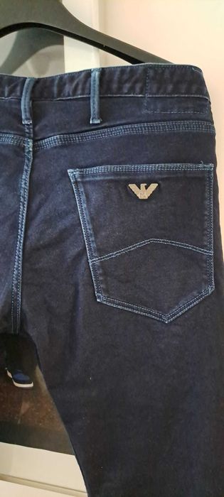 Emporio Armani 31 slim fit stretch