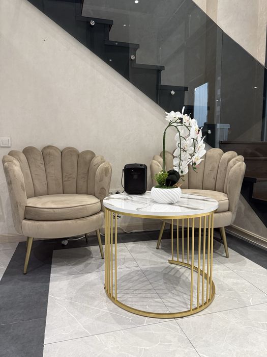 Диван и кресла новые