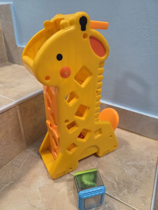 Жираф fisher price
