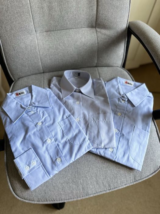 Дамски ризи с къс ръкав