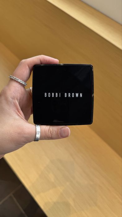 бронзер от bobbi brown оттенок Natural