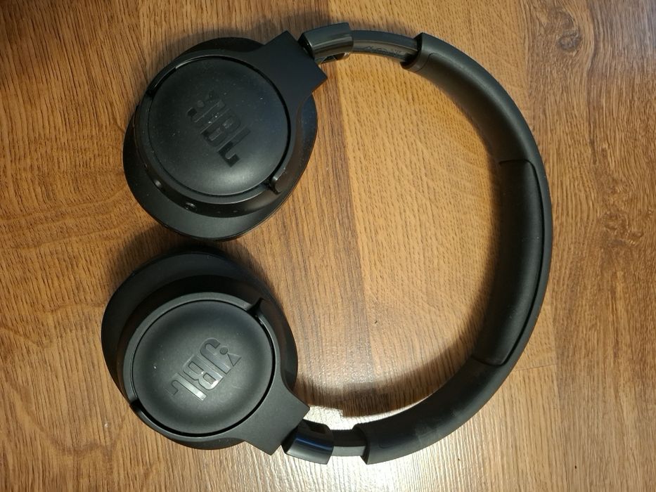 Căști Wireless JBL Tune 720BT - Impecabile (Pachet complet + Toc)