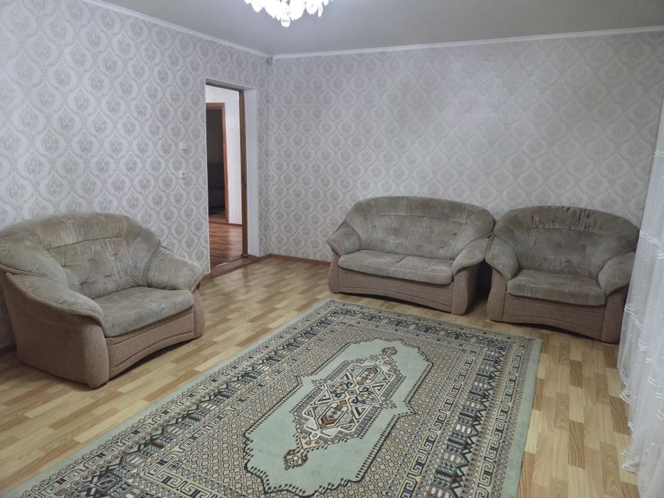 Продам диван и кресло.