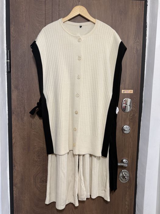 Compleu / deux pieces / costum evazat potrivit pentru toamna