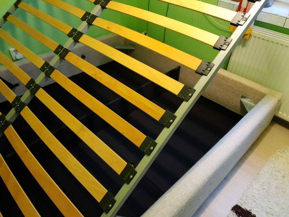 Pat matrimonial + saltea 160x200 cm