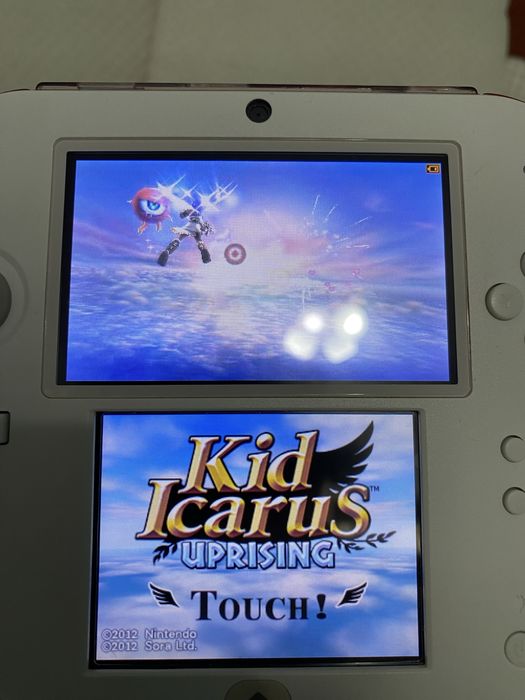 Nintendo 2DS Scarlet Red Modat