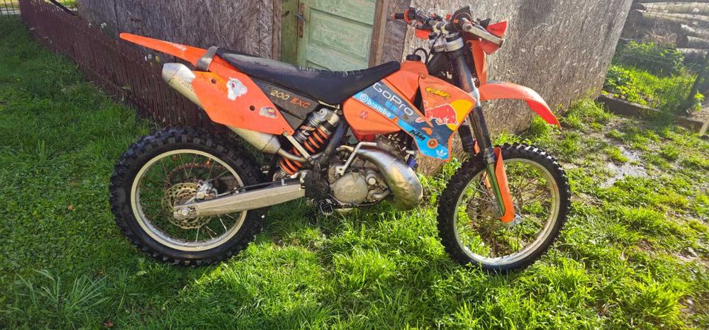 Vând motocicletă enduro KTM EXC 200 din 2007