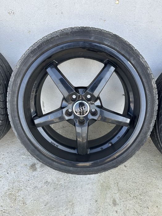 Set jante R19 negre lucioase + anvelope 235/35/R19