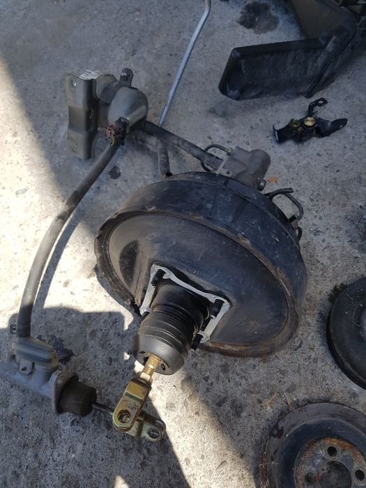 Казанче миещо  разширителен съд за мицубиши спей стар 1.3бен