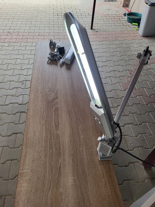 Lampa birou/cosmetica