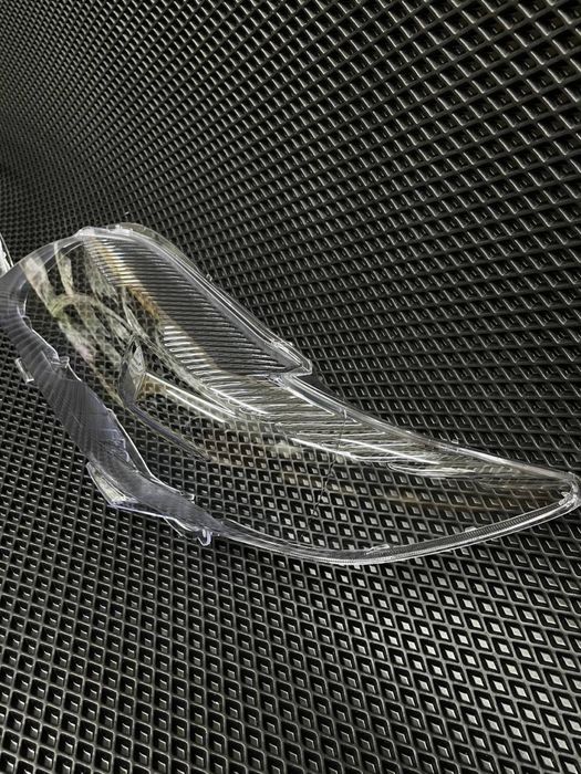 Тойота Камри 45 Стекла фар