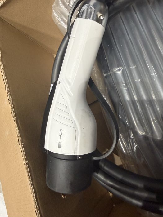 Зарядные станции для электромобилей