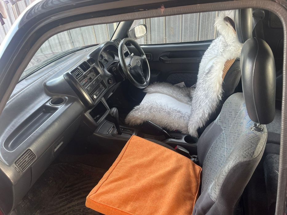 Продам Toyota RAV 4