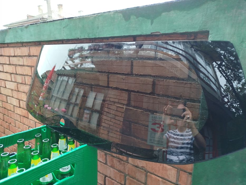 Задно стъкло оригинално затъмнено за Тойота раф 4 2015 г.
