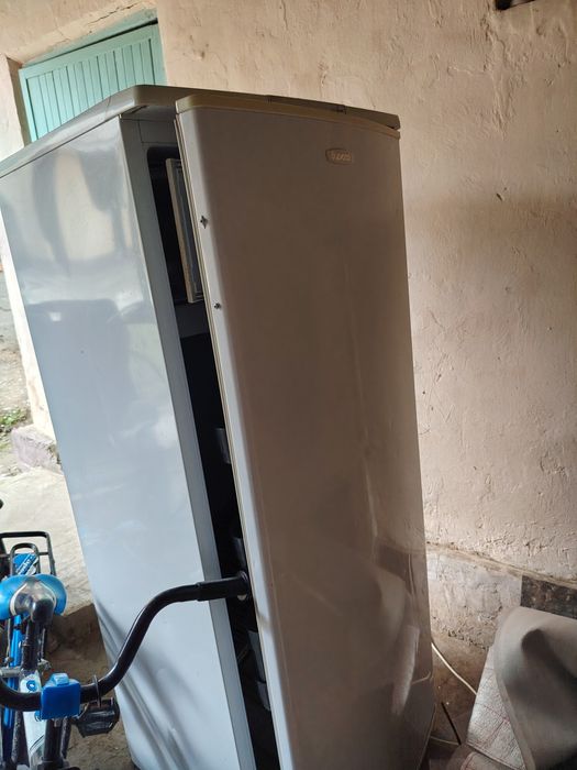 Холодильник Бирюса