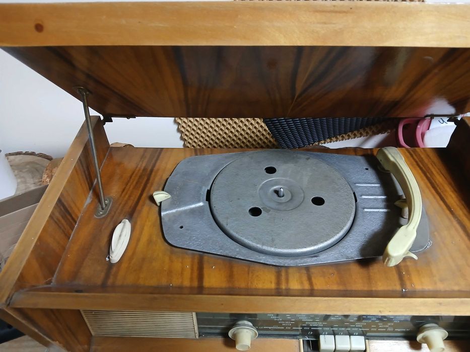 Радиола Рекорд раритет