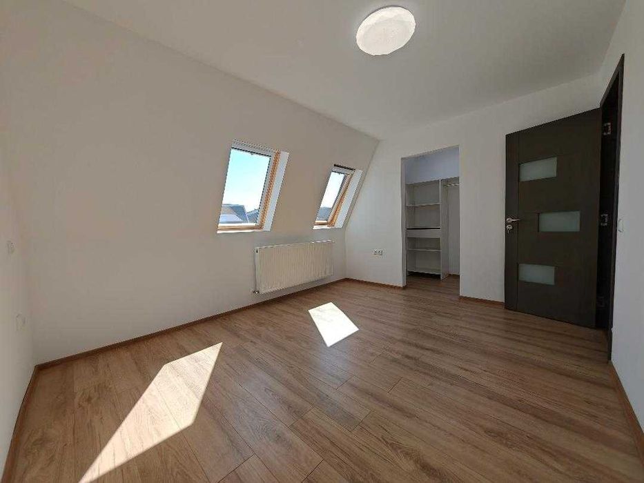 Inchiriem Duplex, 4 Camere, Partial Mobilata, Tarlungeni-Cartier Izvor