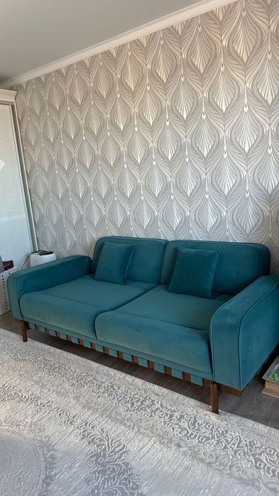 Продается диван премиум-класса в отличном состоянии 2м