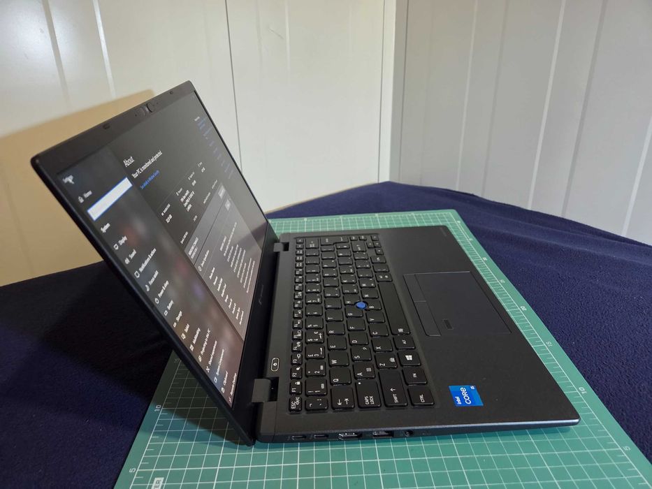 Dynabook, i5-1135G7, 32 GB RAM, 512 GB NVMe, отличен!