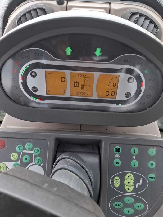 Tractor FENDT 828 VARIO Profi Plus- PROMOTIE