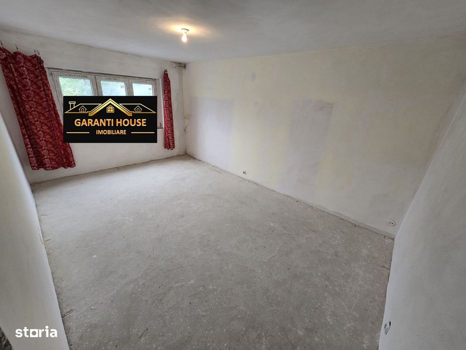 Center Nemes, etaj 1, apartament cu 3 camere, decomandat, 55 000€ neg.