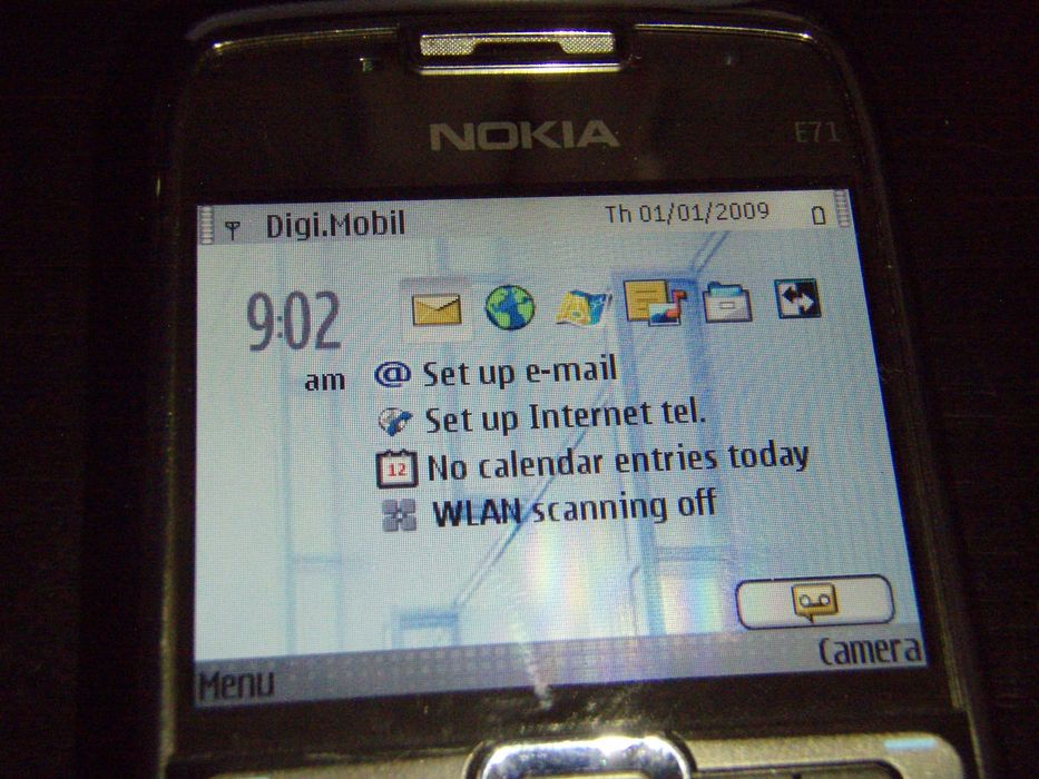 Nokia E71, functional in orice retea, aproape nou, la cutie