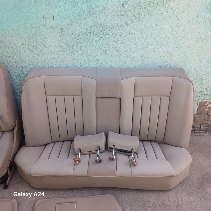 Салон  на мерседес w 124