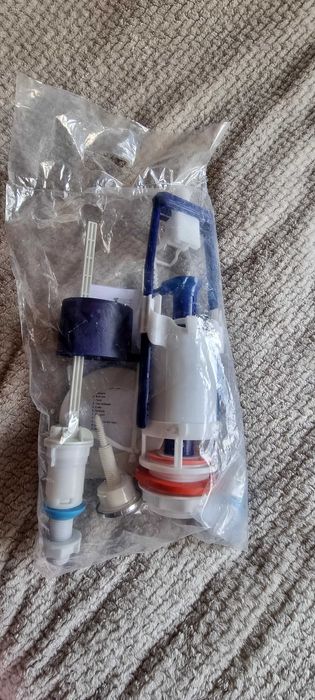 Новый комплект для сливного бачка с клапаном нижней подачи воды