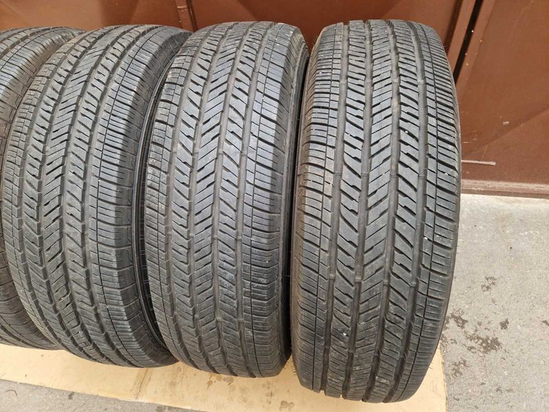 4 Bridgestone R18 255/70
летни гуми
DOT2622