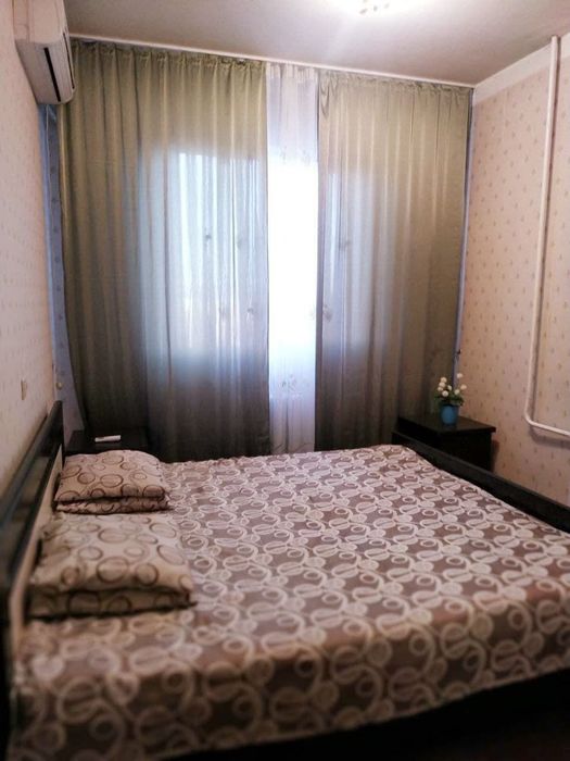 Ц-6 Продается 4 комнатная квартира метро Минор