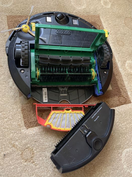 iRobot Roomba Pet Series 563 Smart