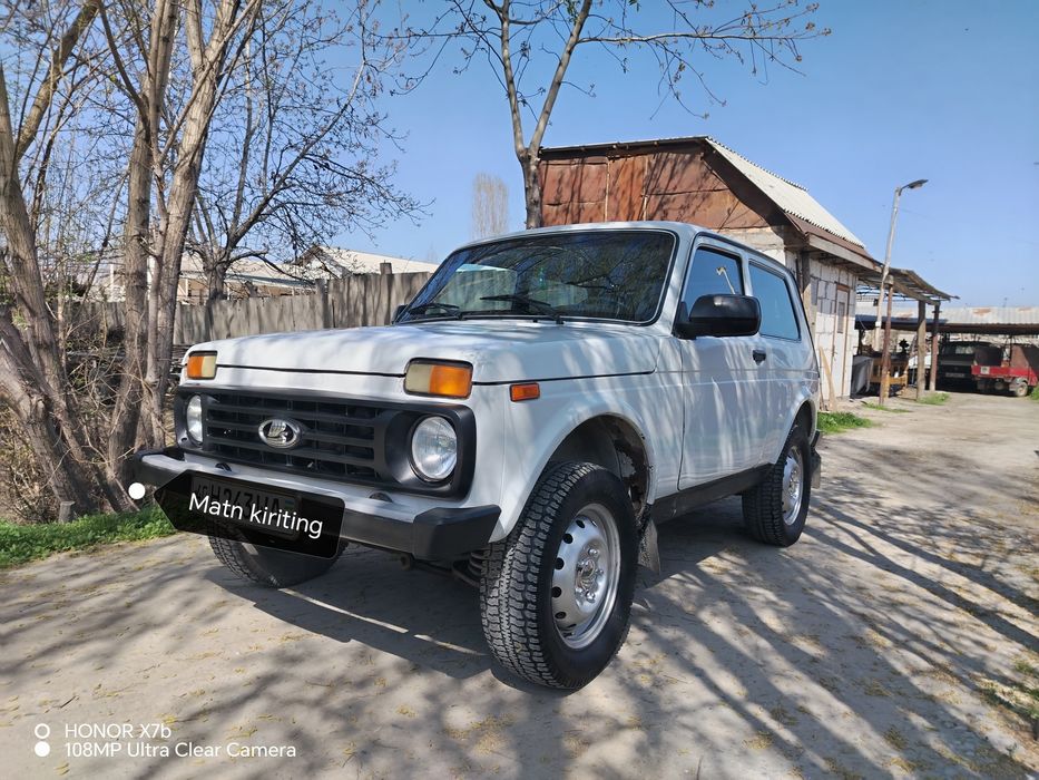 Lada Niva 4x4 2015-yili yurgan masofasi 160000 KM